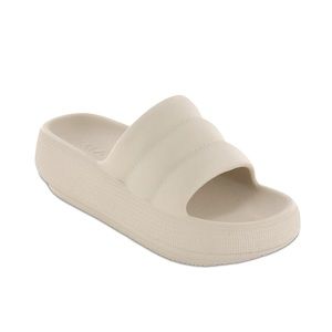 MIA “Kandy” Slide Sandals in cream